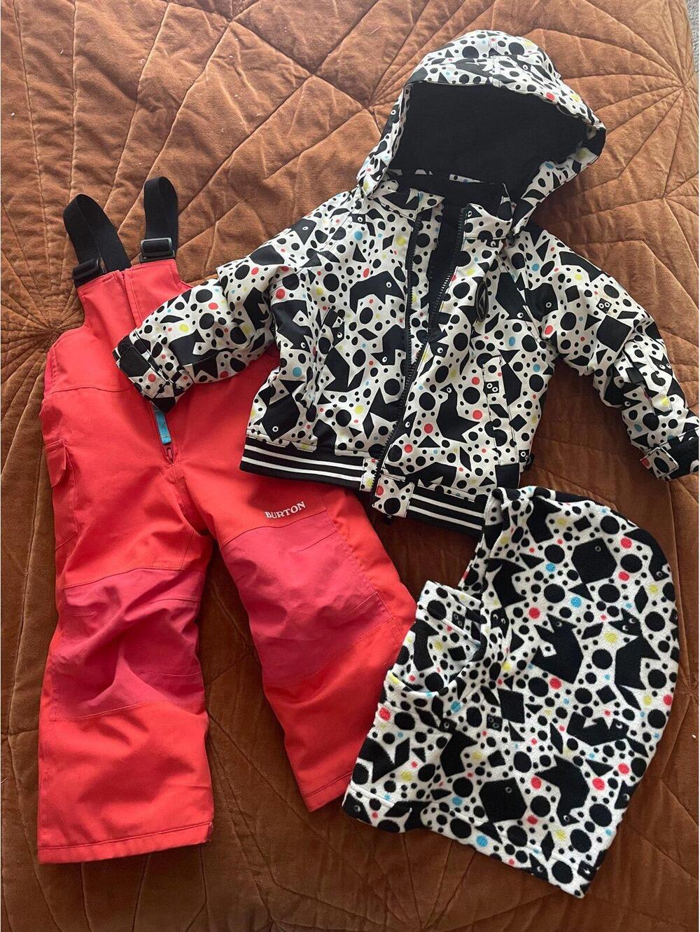 Burton (3) piece set jacket/snowpants/helmet cover